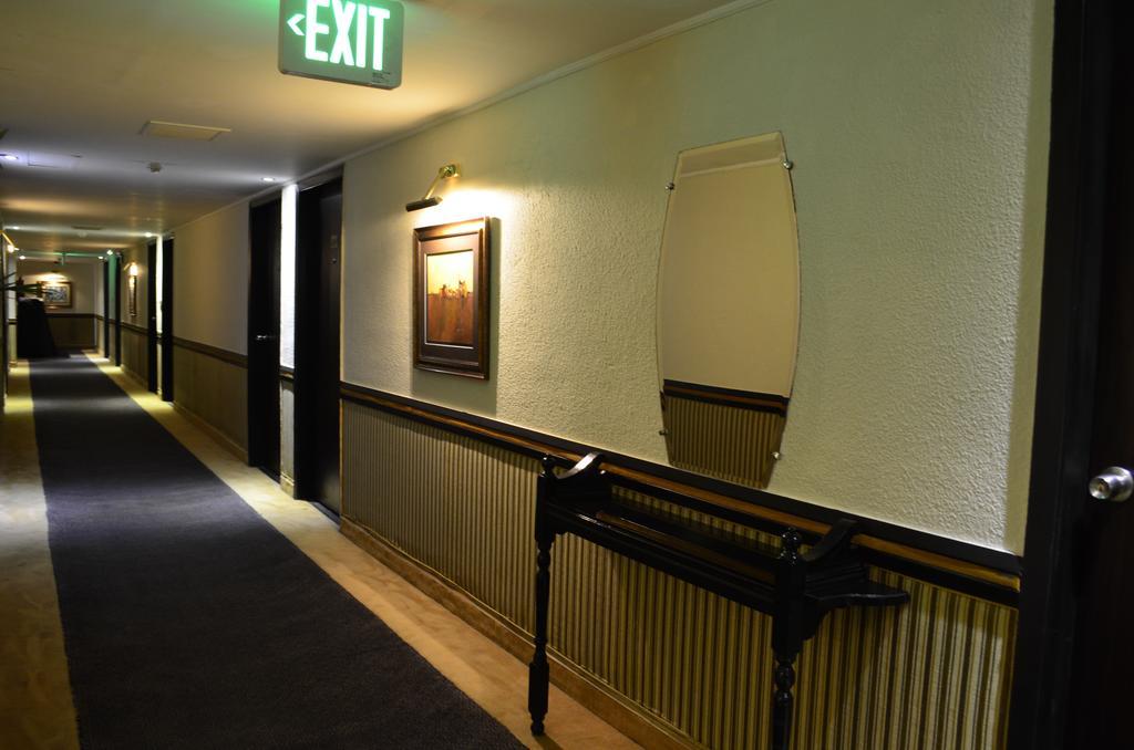 Smart Hotel Lahore Ruang foto