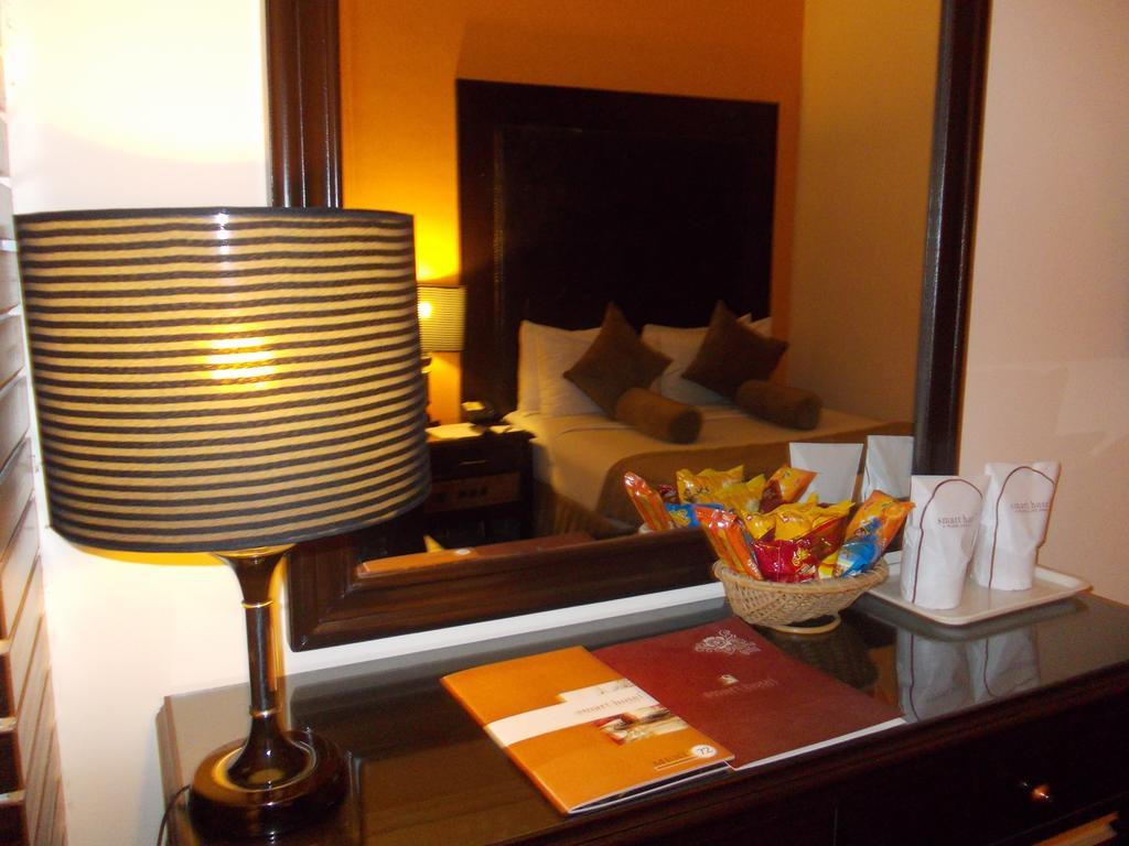 Smart Hotel Lahore Ruang foto
