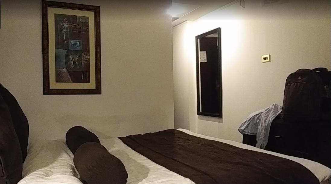 Smart Hotel Lahore Bagian luar foto